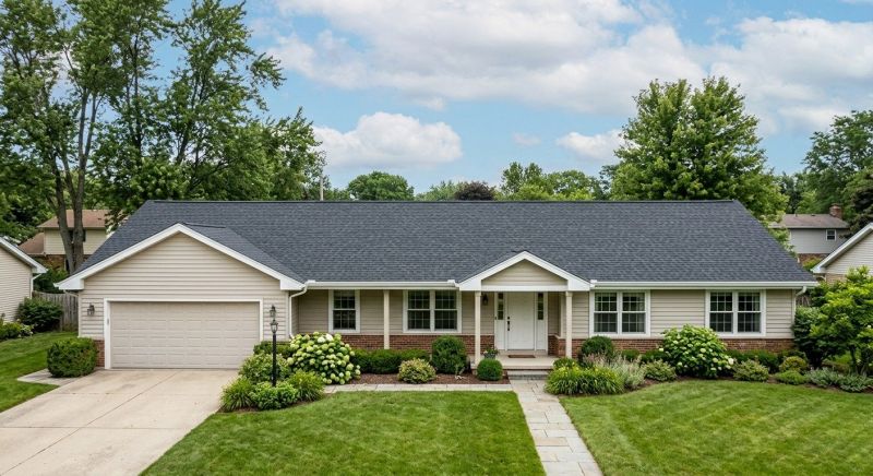 Roof Replacement in Monee, IL