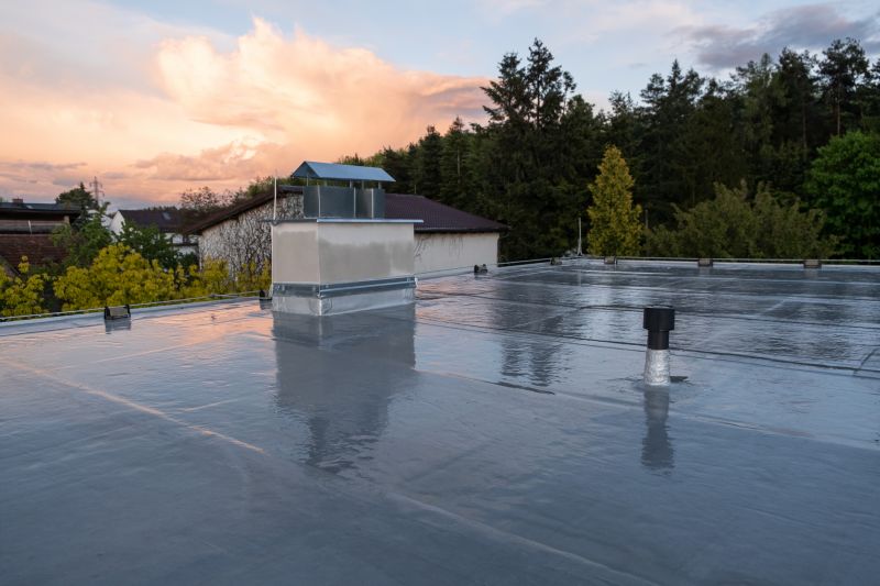 Roof Weatherproofing in Palos Hills, IL
